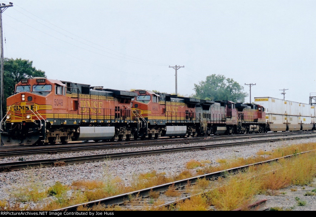 BNSF 5048 West